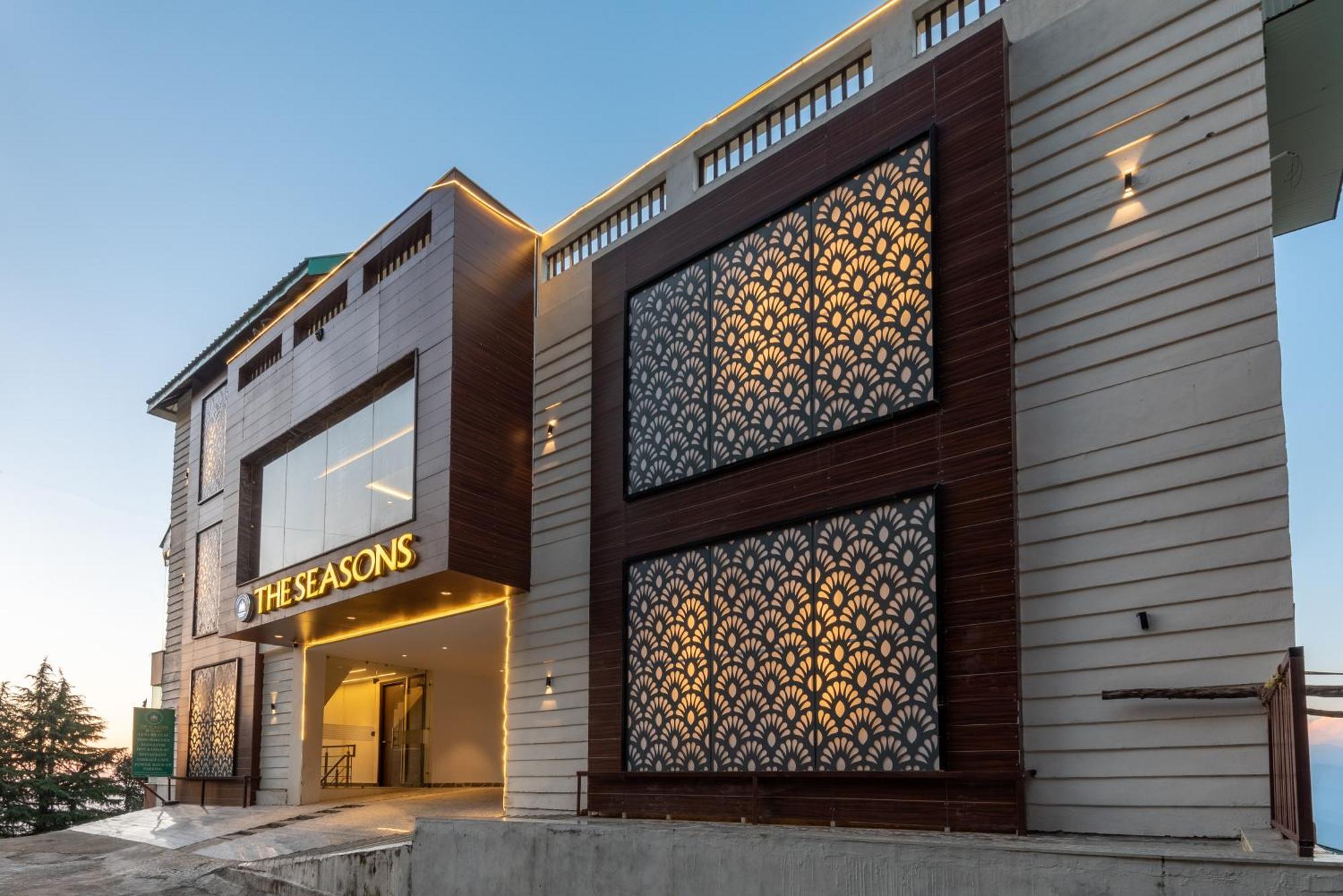 The Seasons Dalhousie - Best Valley View & Mountain View Hotel In Далхаузи Екстериор снимка