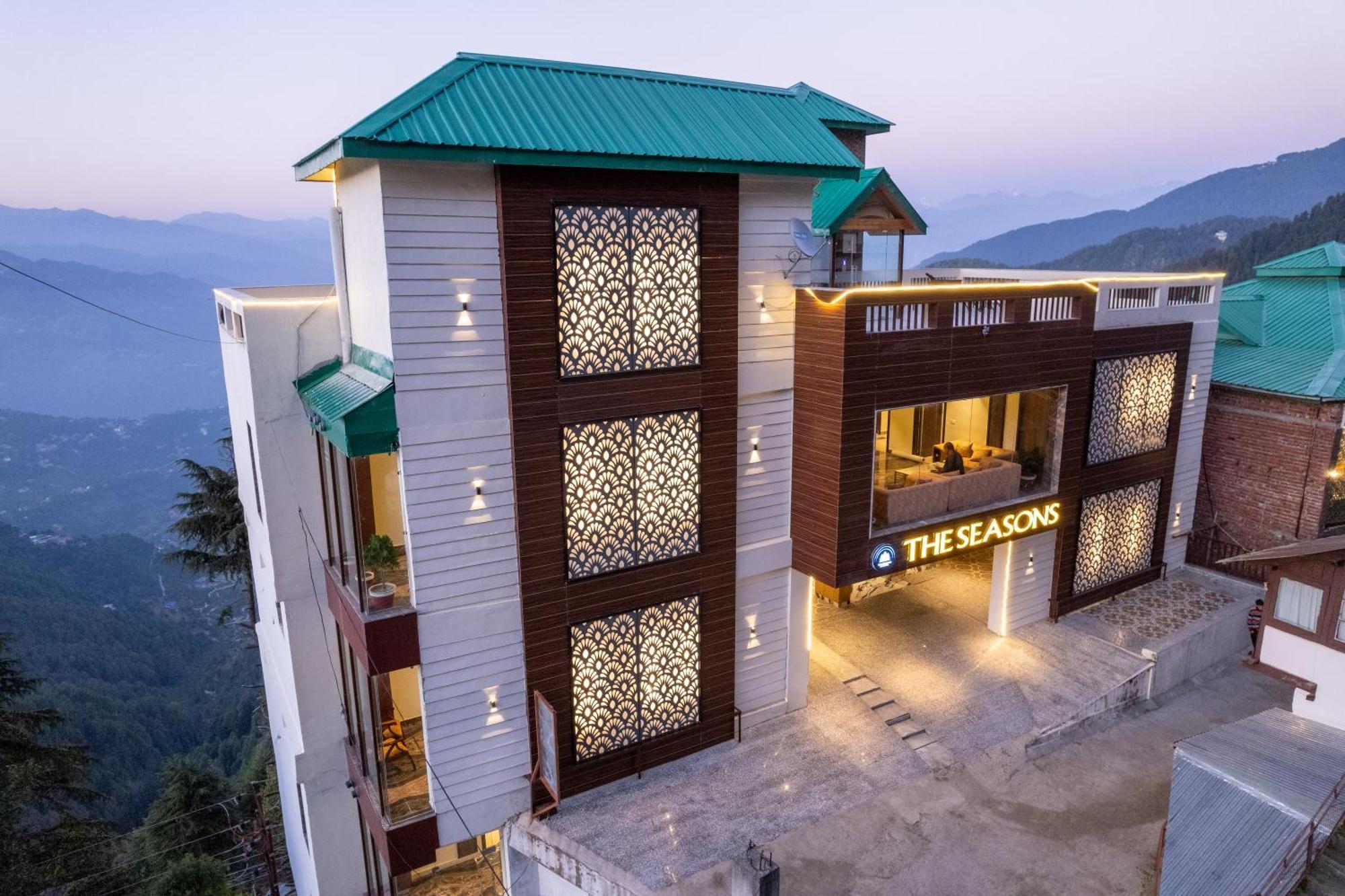 The Seasons Dalhousie - Best Valley View & Mountain View Hotel In Далхаузи Екстериор снимка